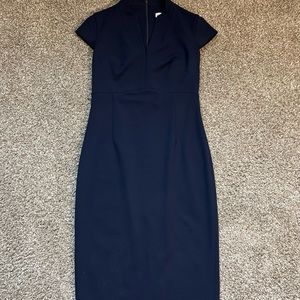 Calvin Klein Women's V-Neck Cap Sleeve Sheath Dress size 2 in color Navy Blue